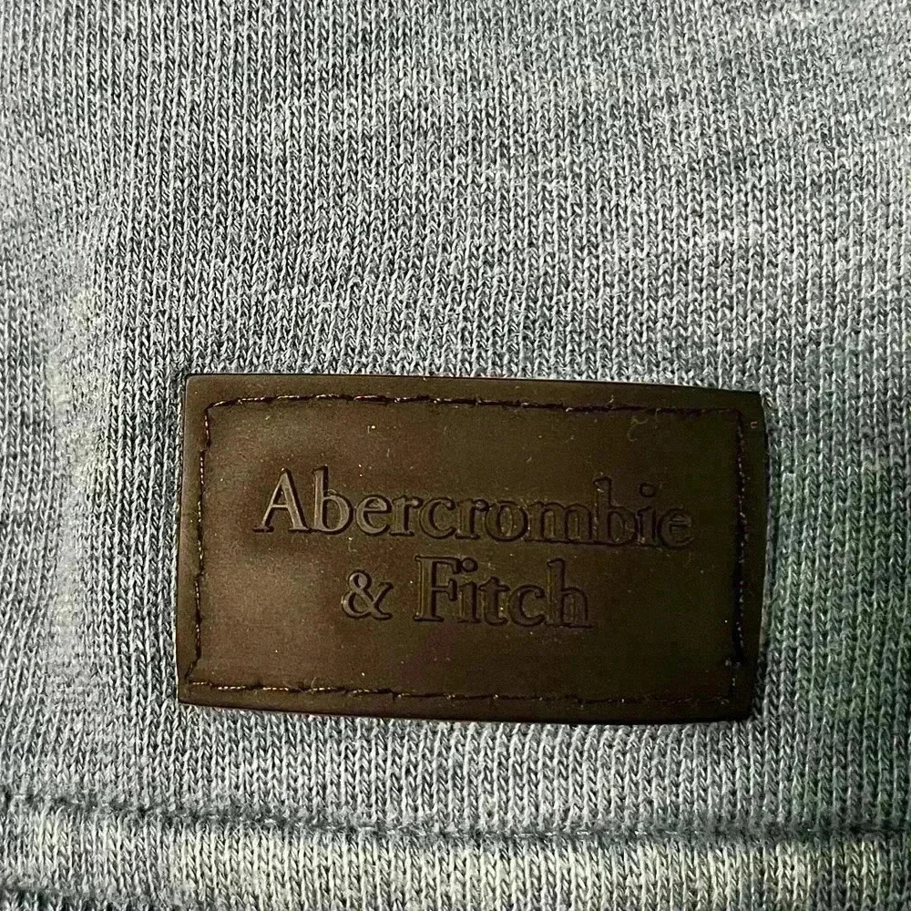 Abercrombie & Fitch Soft AF Fleece Sweatshirt - Men’s XS - Washed Blue - Picture 7 of 10